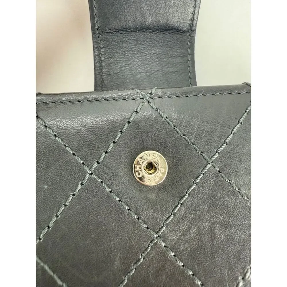 Chanel aged calfskin 2.55 Reissue Zip Gray Compact Wallet
